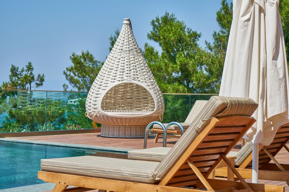Modern custom wooden lounge chair
